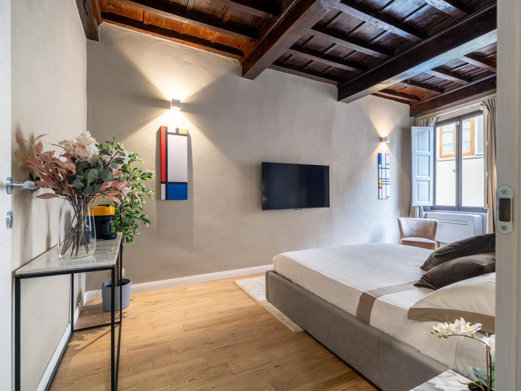 Santa Croce Luxury Suite - Dolcevita Holiday Флоренция Экстерьер фото